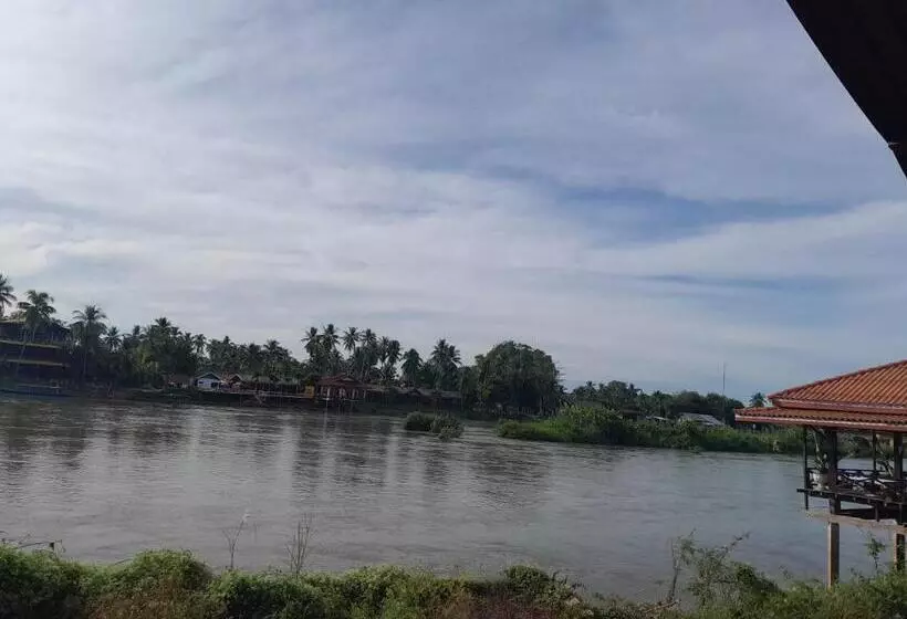 Majatalo Rivergarden Guesthouse And Restaurant