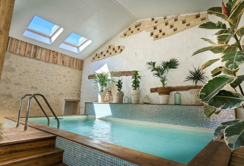 住宿加早餐 La Suite Bien être, Piscine Intérieure Chaufée, Sauna & Spa Privés