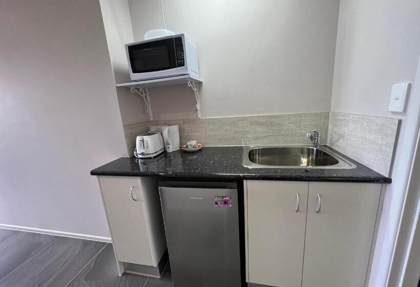 مبيت وإفطار The Orchid Suite   Apartment In Cooktown