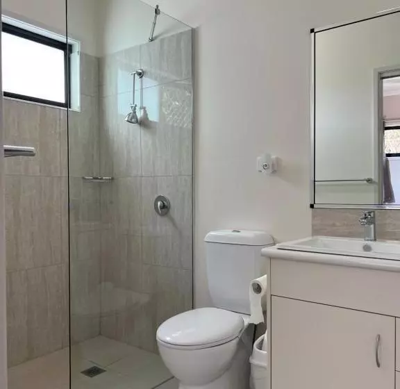 Aamiaismajoitus (B&B) The Orchid Suite   Apartment In Cooktown