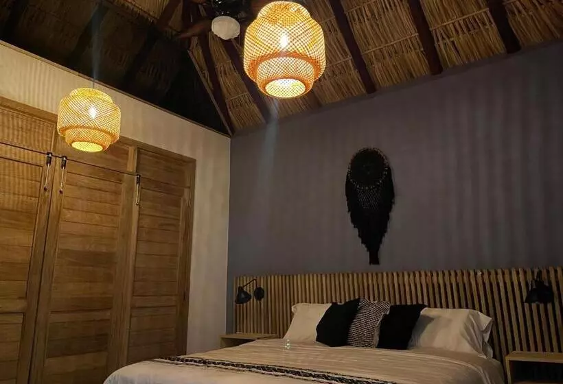 ホテル Cabañas Madre Tierra