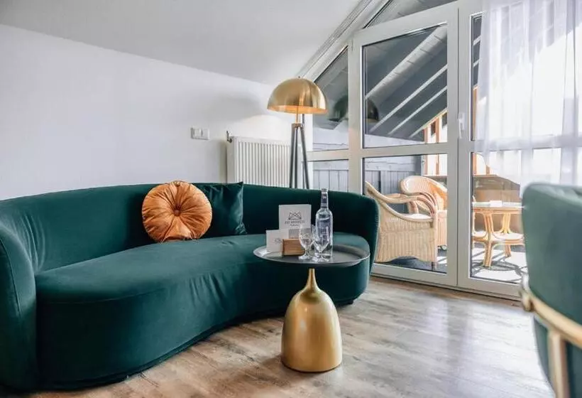 Das Kronberg Hotel   Adults Only   Inkl Soft  Und Heißgetränkeflat