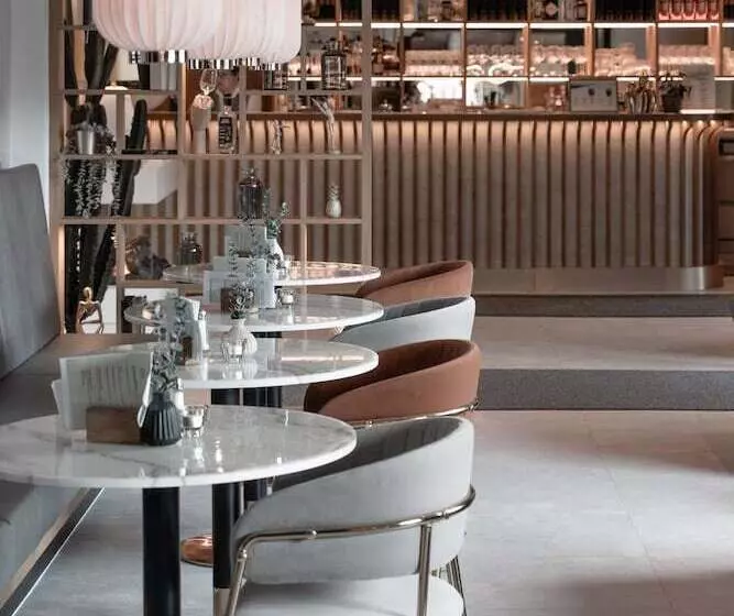 Das Kronberg Hotel   Adults Only   Inkl Soft  Und Heißgetränkeflat