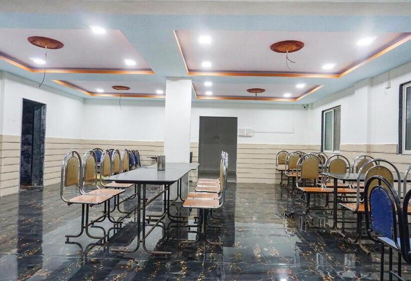 Hotelli Fabexpress Surya