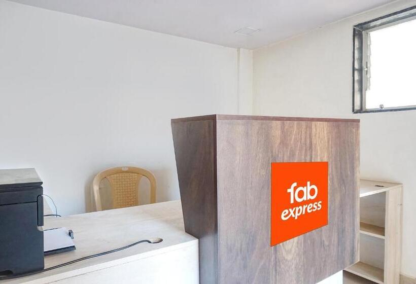 Hotelli Fabexpress Surya