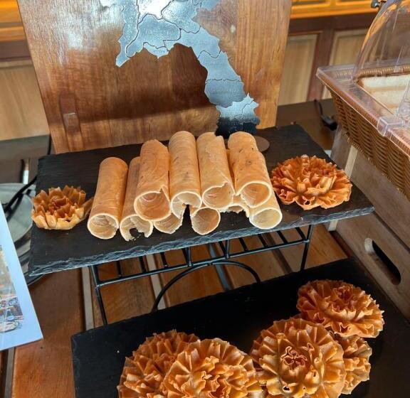 هتل Macchiato Resort Savannakhet Opposite Thai Embassy