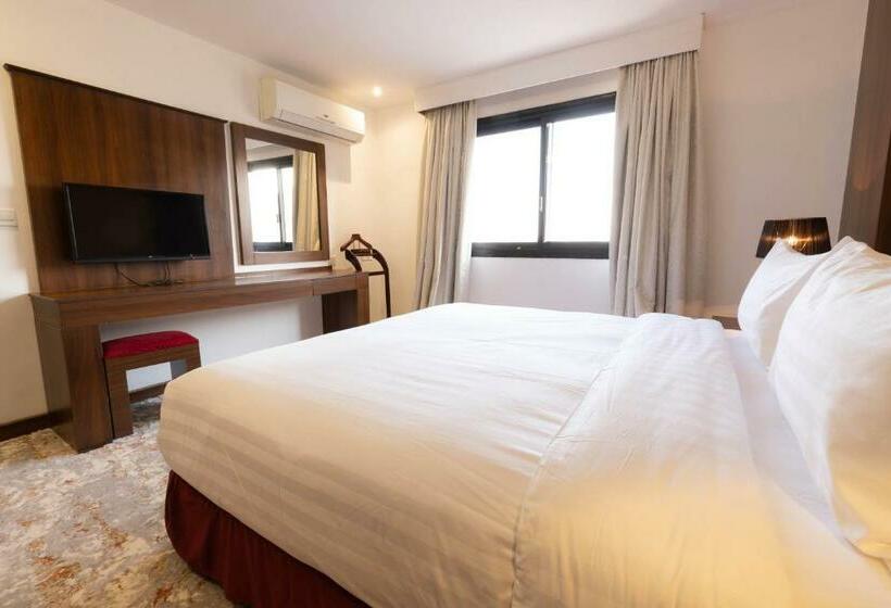 בית מלון כפרי Mira Business