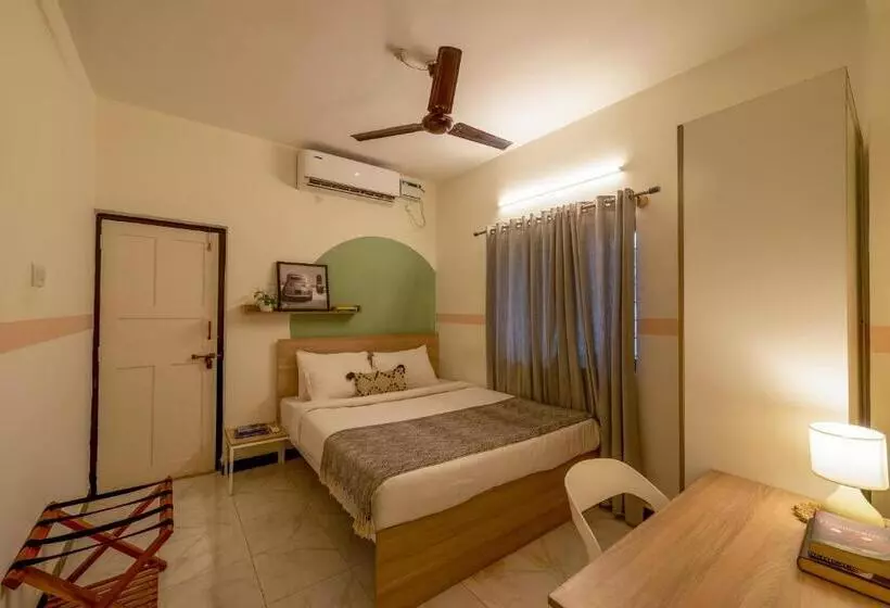 ホテル Olive Calangute Niwasa   By Embassy Group