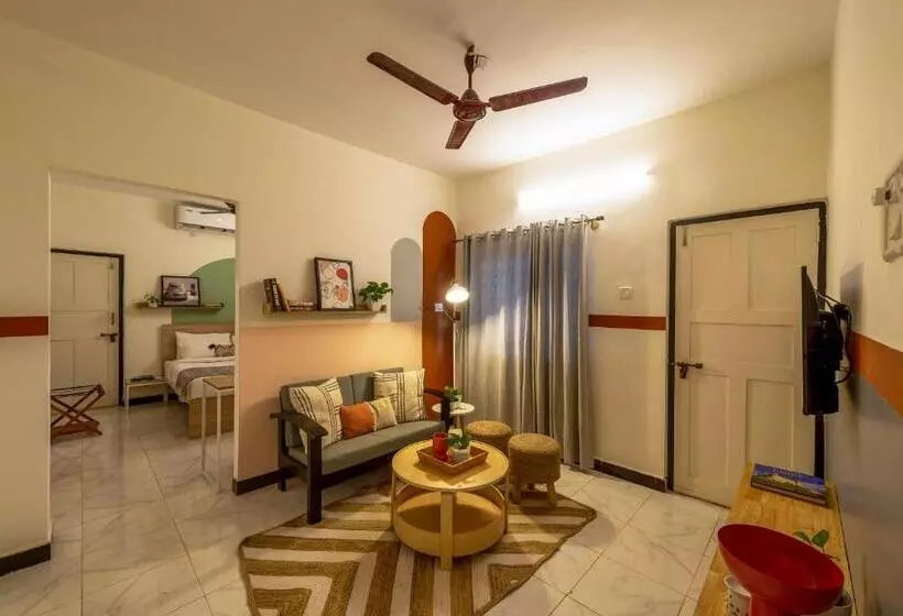 ホテル Olive Calangute Niwasa   By Embassy Group
