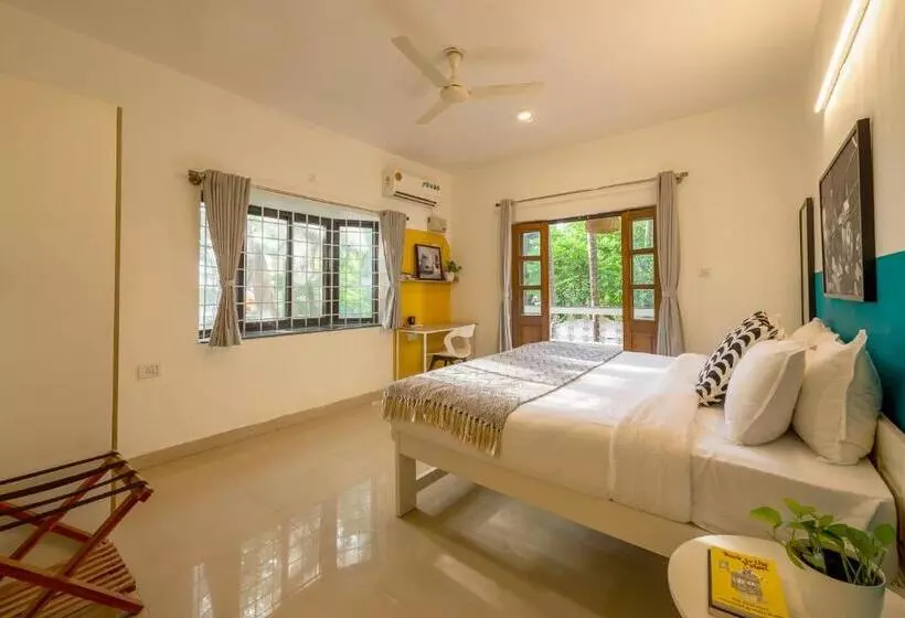 ホテル Olive Calangute Niwasa   By Embassy Group