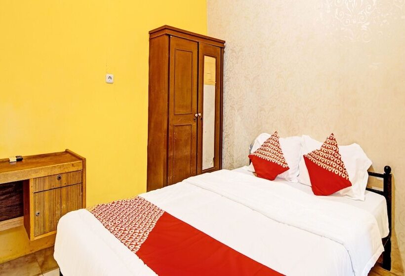 בית מלון כפרי Oyo 91921 Homestay Keluarga Syariah