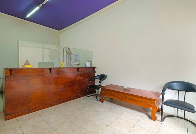 Spot On 91930 Hotel Citra Dewi 4 Manunggal