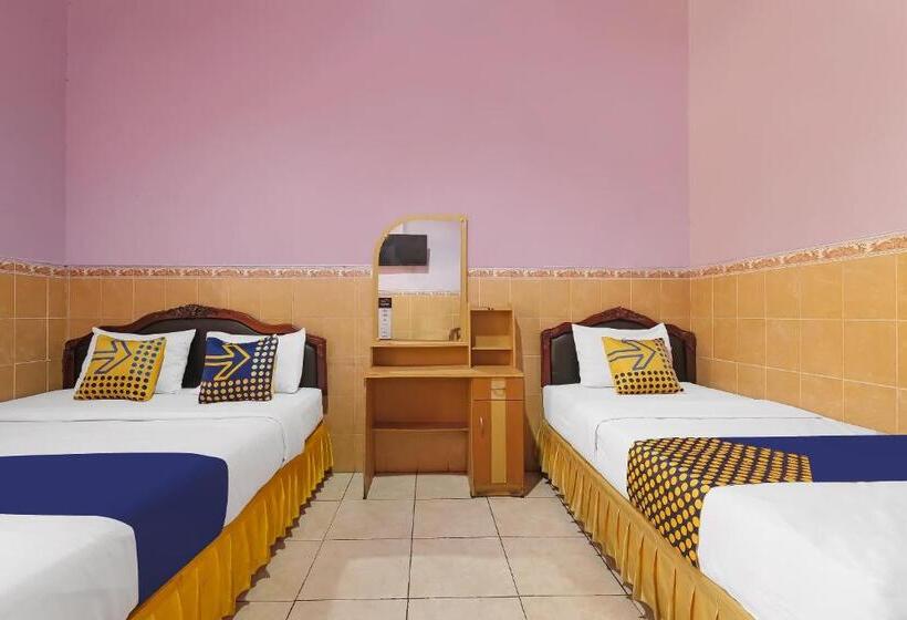 Spot On 91930 Hotel Citra Dewi 4 Manunggal