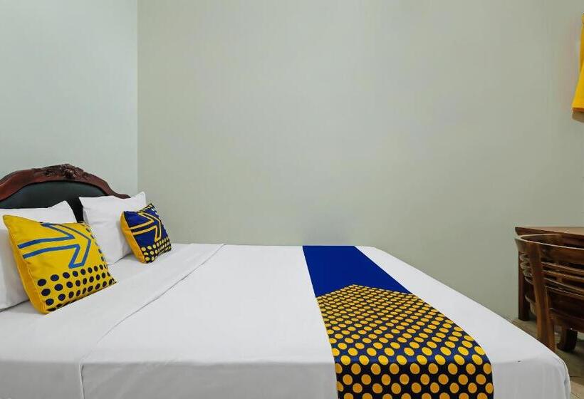 Spot On 91930 Hotel Citra Dewi 4 Manunggal