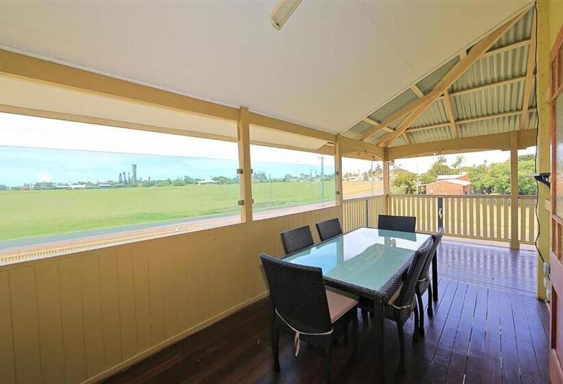 Пансион Billys Beach House Elliott Heads