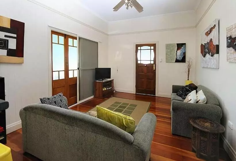 Majatalo Billys Beach House Elliott Heads