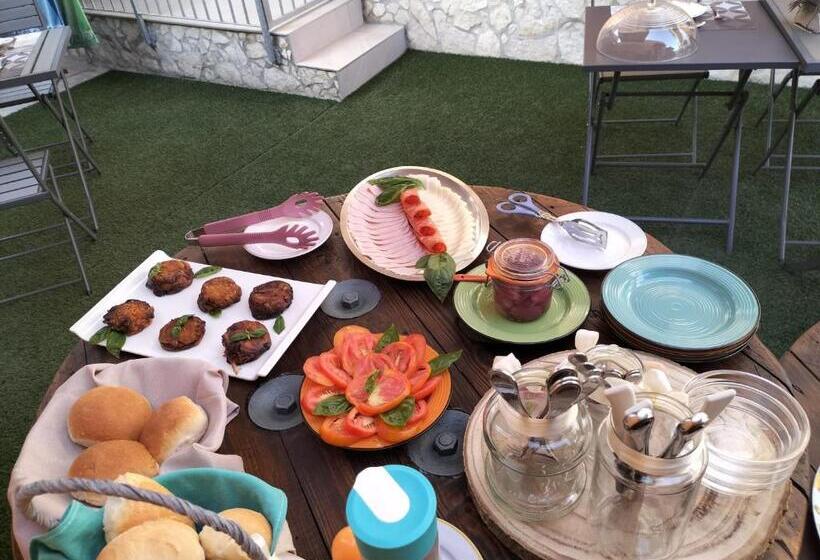 Pension Hera Tropea Rooms