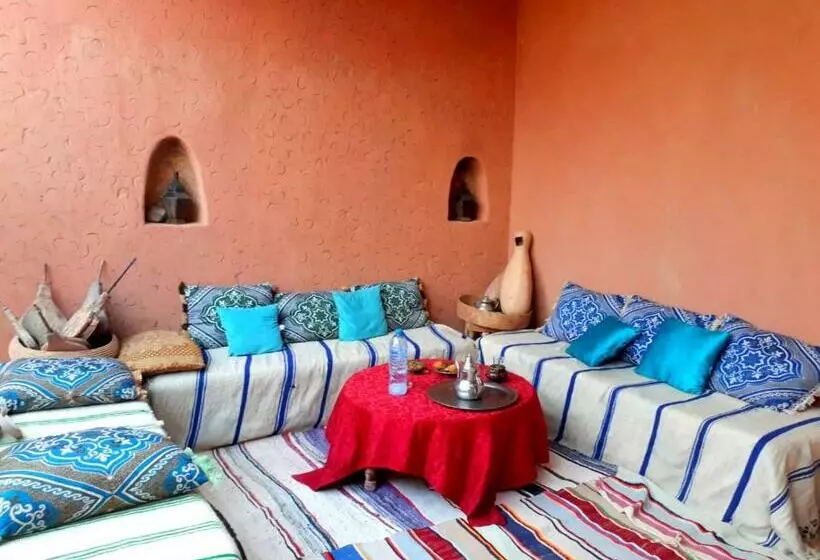 Majatalo La Petite Maison Du Lac Iriki