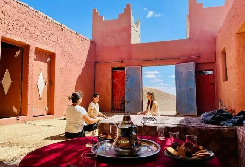 Majatalo La Petite Maison Du Lac Iriki