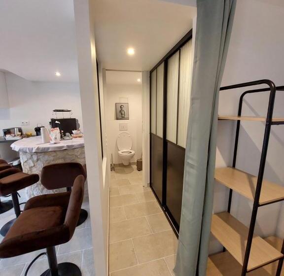 بنسيون La Picardière