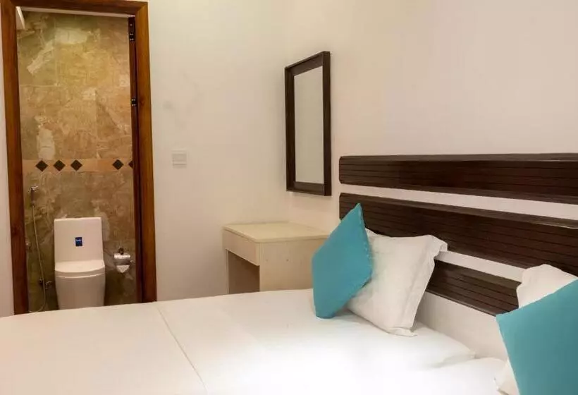 پانسیون Lvis Village