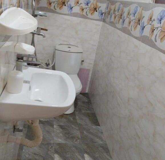 پانسیون Shiny Villa