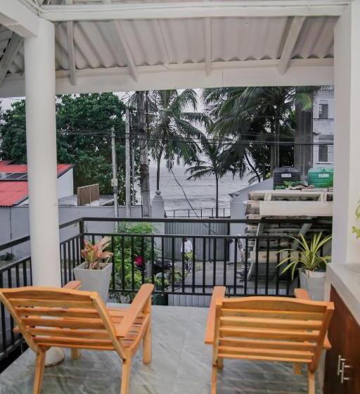 پانسیون Shiny Villa