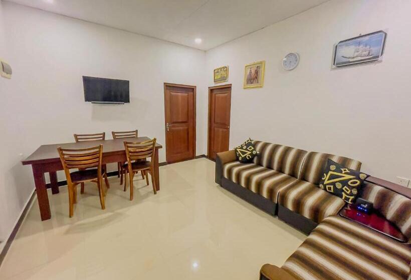 پانسیون Shiny Villa