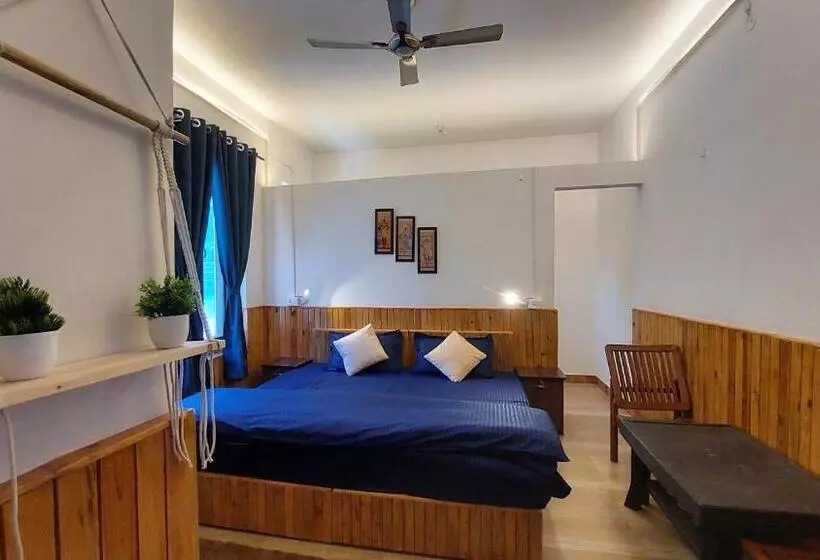 The Hostel Stories, Bir   Landing Site