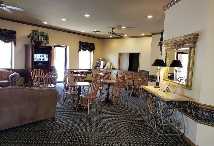 ホテル Hot Springs Village Inn