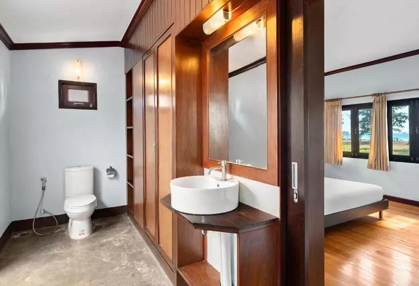 Hotelli Koh Chang Longstay Resort