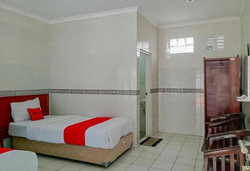 Reddoorz Syariah @ Hotel Sidomulyo Pacitan