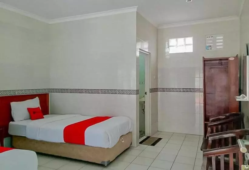 Reddoorz Syariah @ Hotel Sidomulyo Pacitan