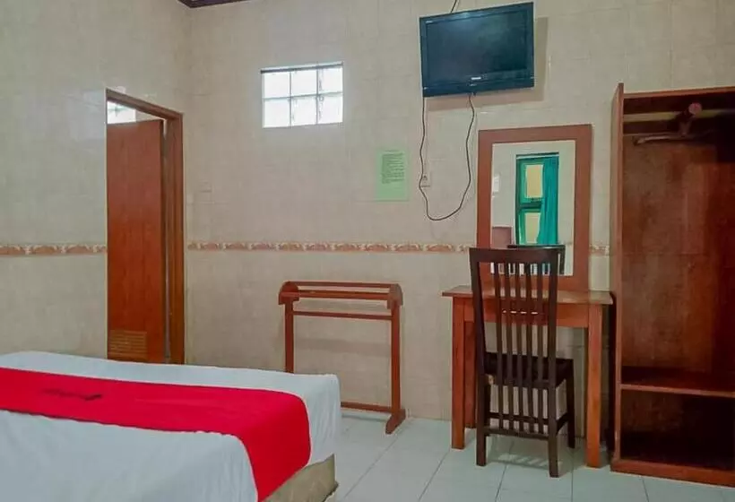 Reddoorz Syariah @ Hotel Sidomulyo Pacitan