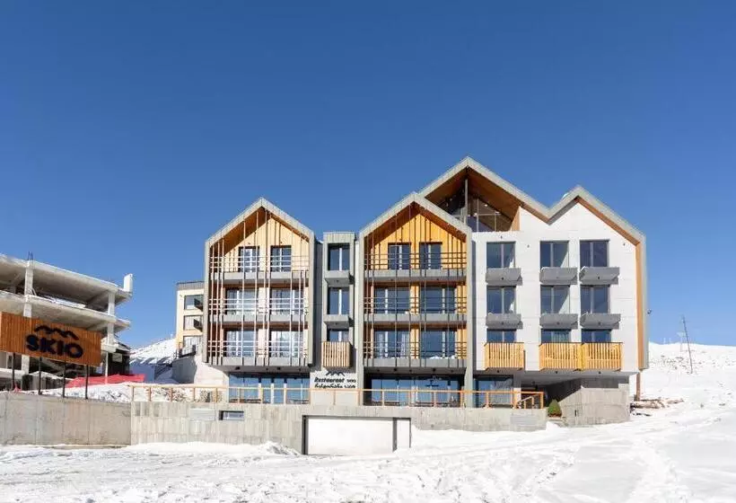 هتل Skio