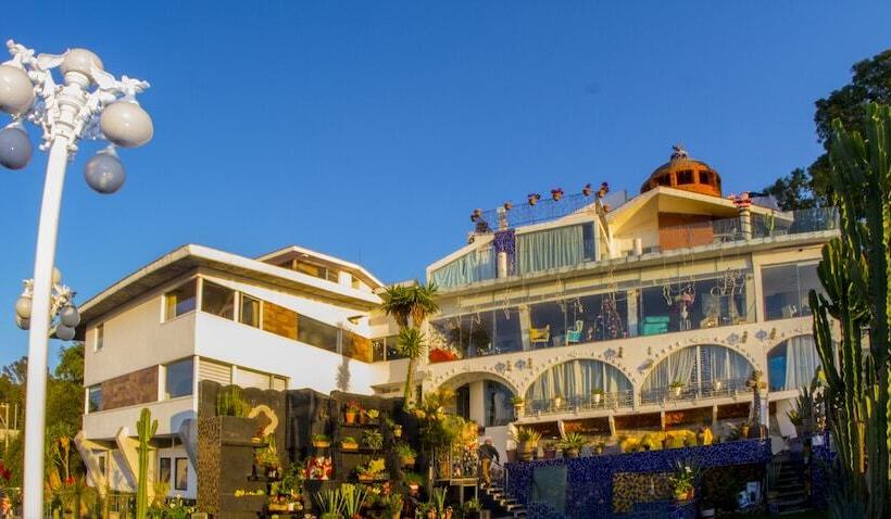 هتل Temático Casa Puebla