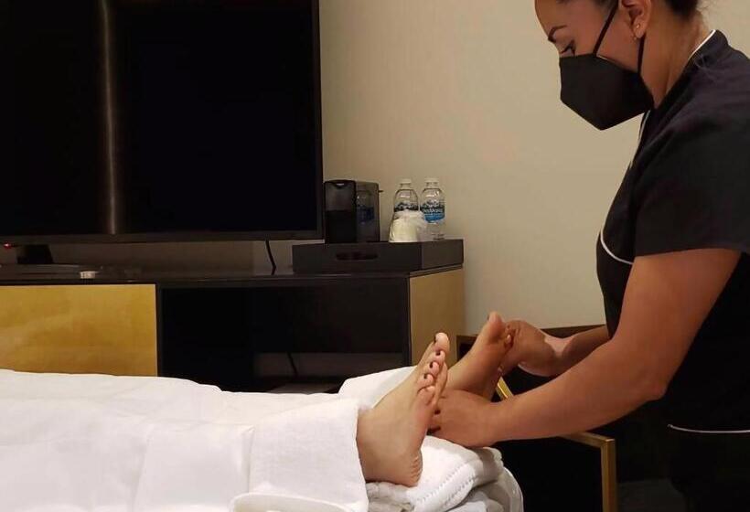 هتل Temático Casa Puebla