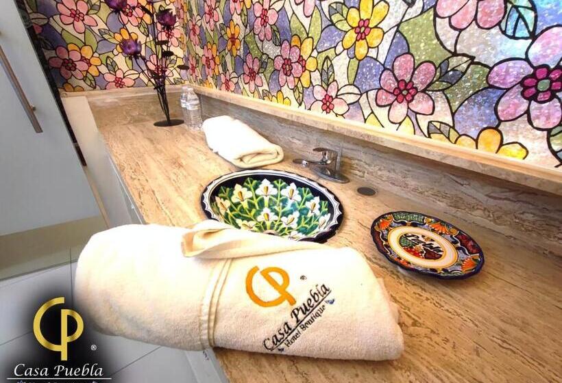 هتل Temático Casa Puebla