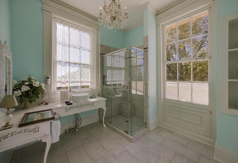 فندق The Inn At Cedar Grove