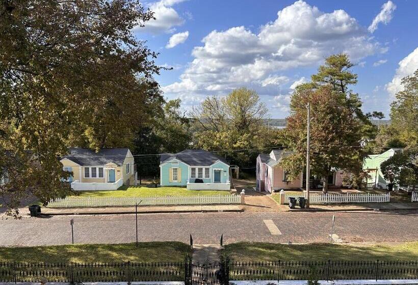 فندق The Inn At Cedar Grove