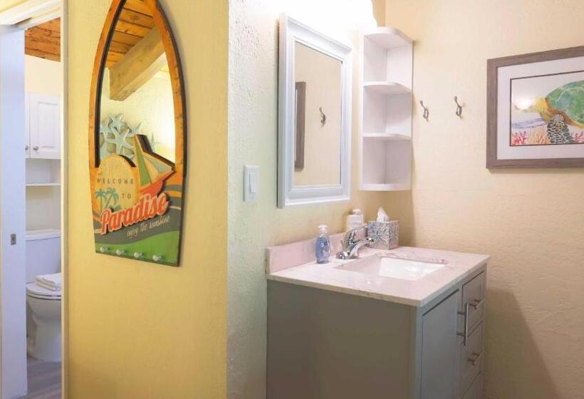 Maui Westside Presents: Papakea J401 Top Floor Ocean Views