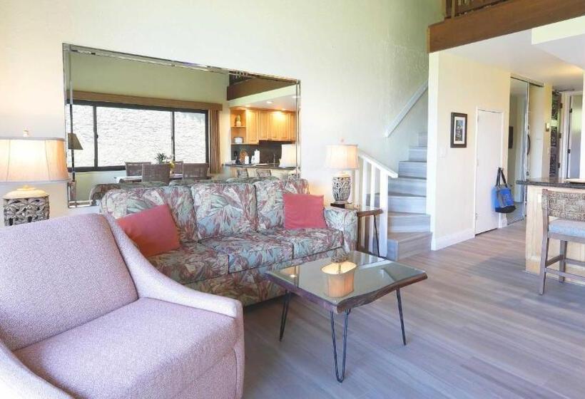 Maui Westside Presents: Papakea J401 Top Floor Ocean Views