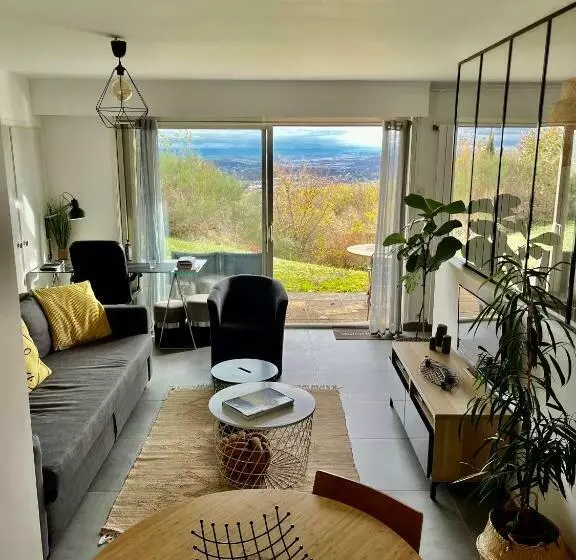 Majatalo Chez Isa, Loft 55m2, Jardin, Vue, Parking, Entrée Autonome