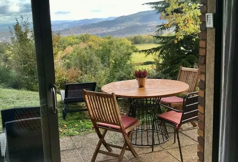 Majatalo Chez Isa, Loft 55m2, Jardin, Vue, Parking, Entrée Autonome