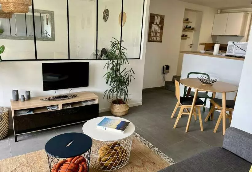 Majatalo Chez Isa, Loft 55m2, Jardin, Vue, Parking, Entrée Autonome