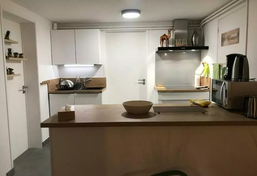 Majatalo Chez Isa, Loft 55m2, Jardin, Vue, Parking, Entrée Autonome