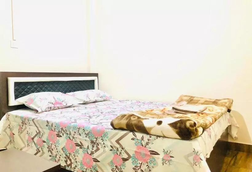 پانسیون Pine Hill Comfort Stay
