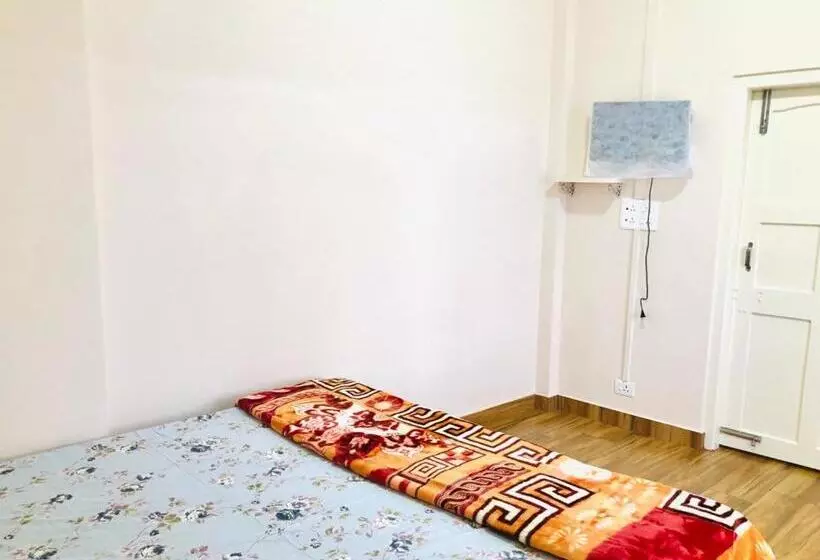 پانسیون Pine Hill Comfort Stay