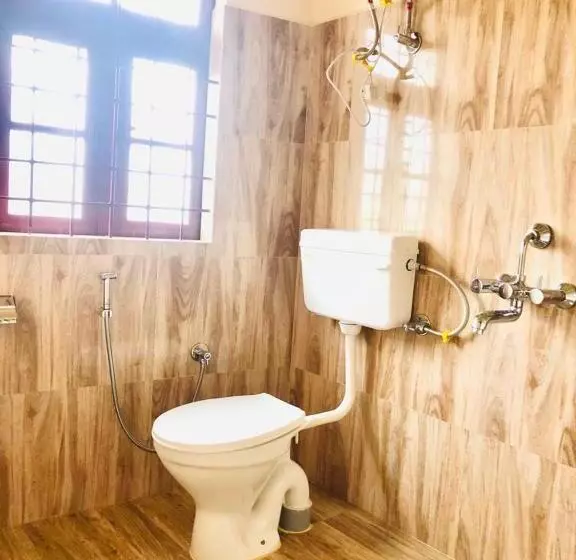 پانسیون Pine Hill Comfort Stay