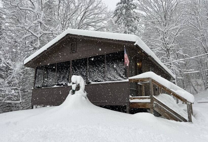리조트 Adirondack Lake Cabins